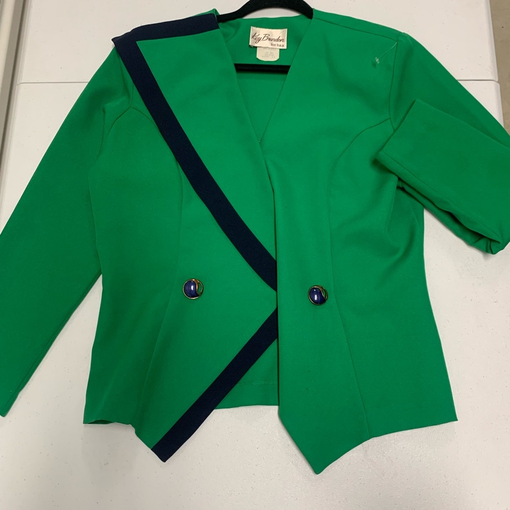 Elegant Green Blazer with Navy Trim
